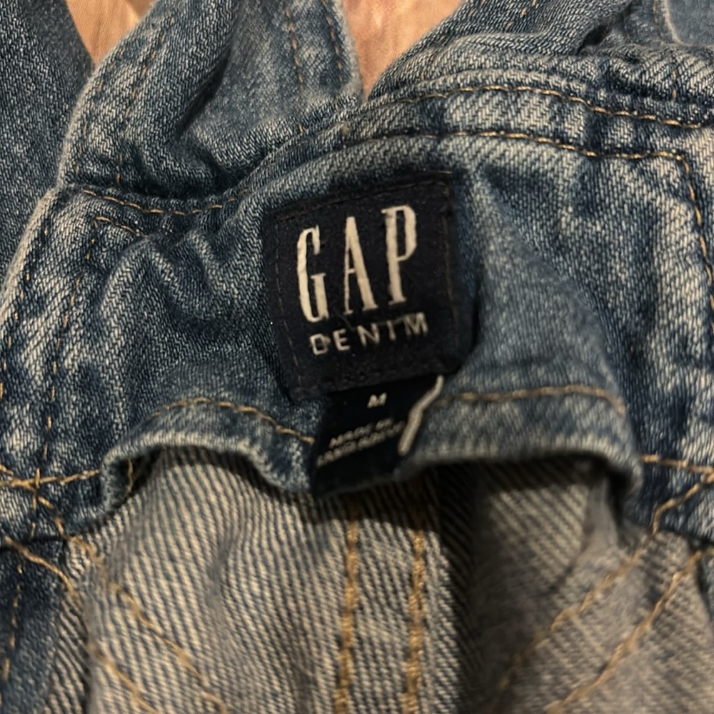 Gap classic denim overalls worn once perfect condition - Picture 3 of 3
